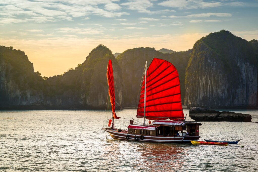 Vietnam Halong Bay boot